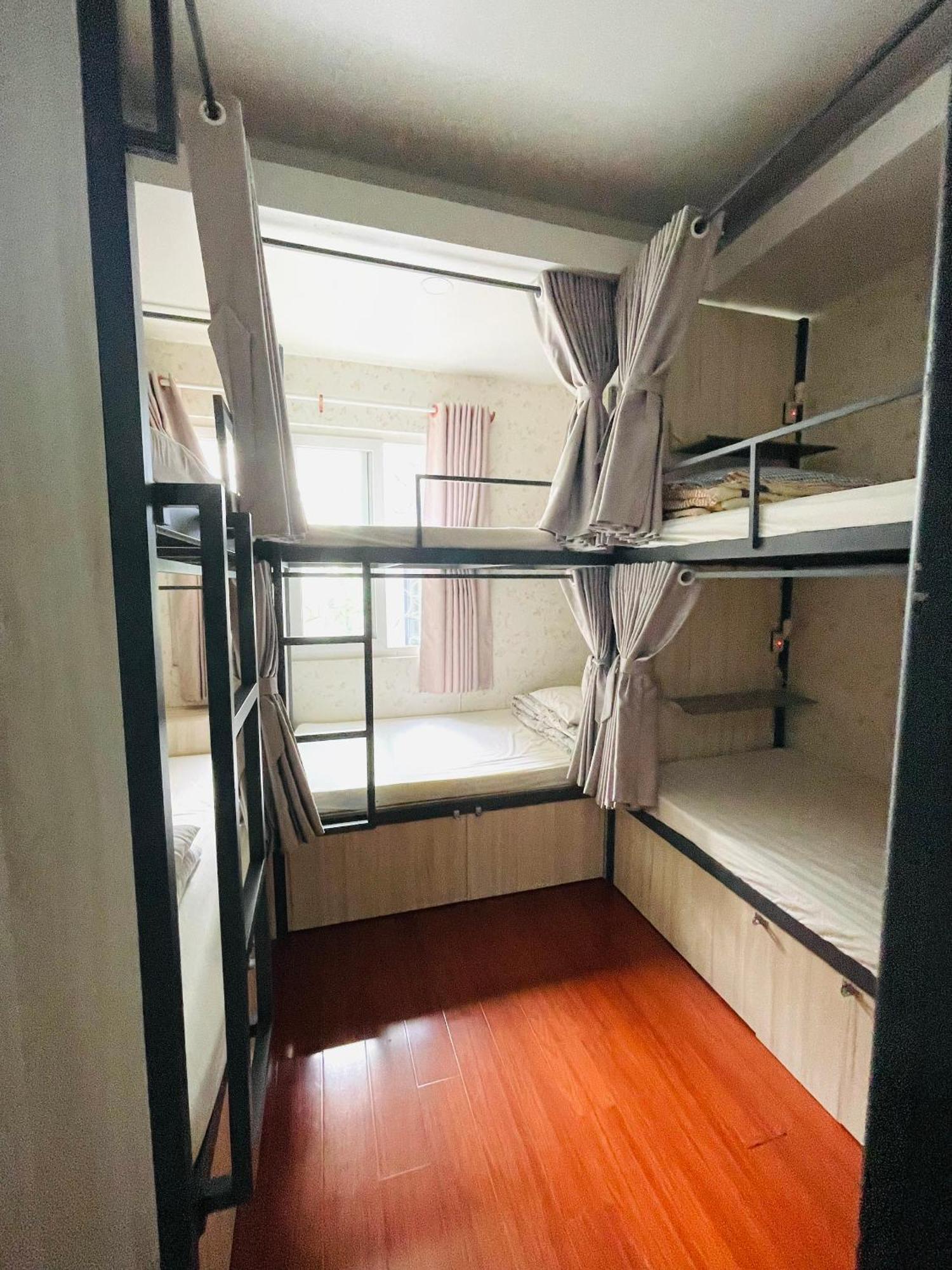 Lataland Hostel Хошимін Екстер'єр фото